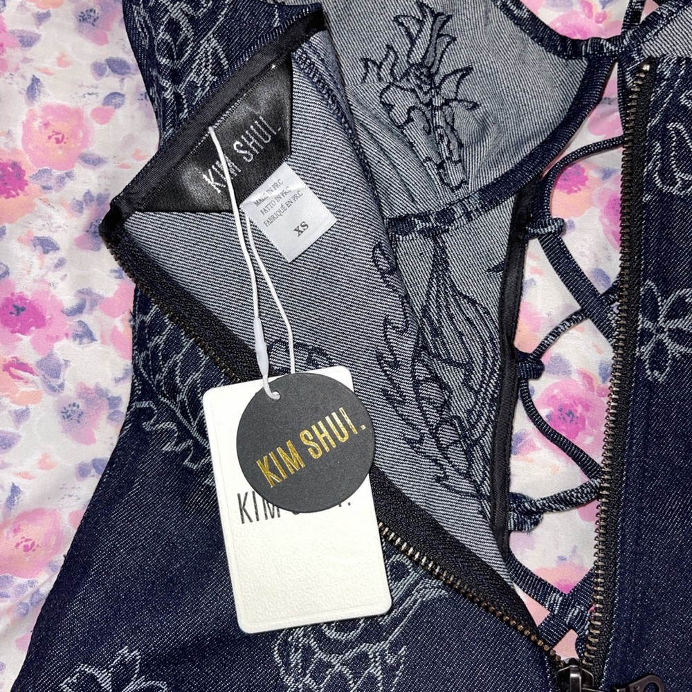 ❌SOLD❌ Kim Shui Dragon Lace Up Bustier - Picture 2 of 3